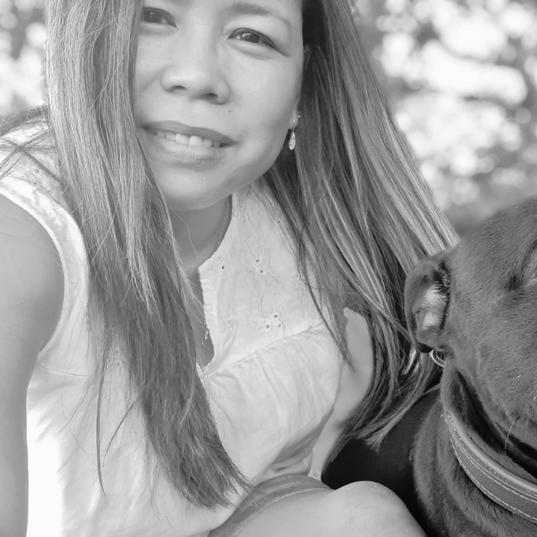 Elizabeth smiling with the world!