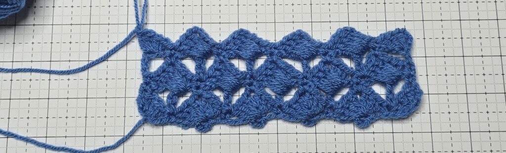 The overlapping shell stitch row 5